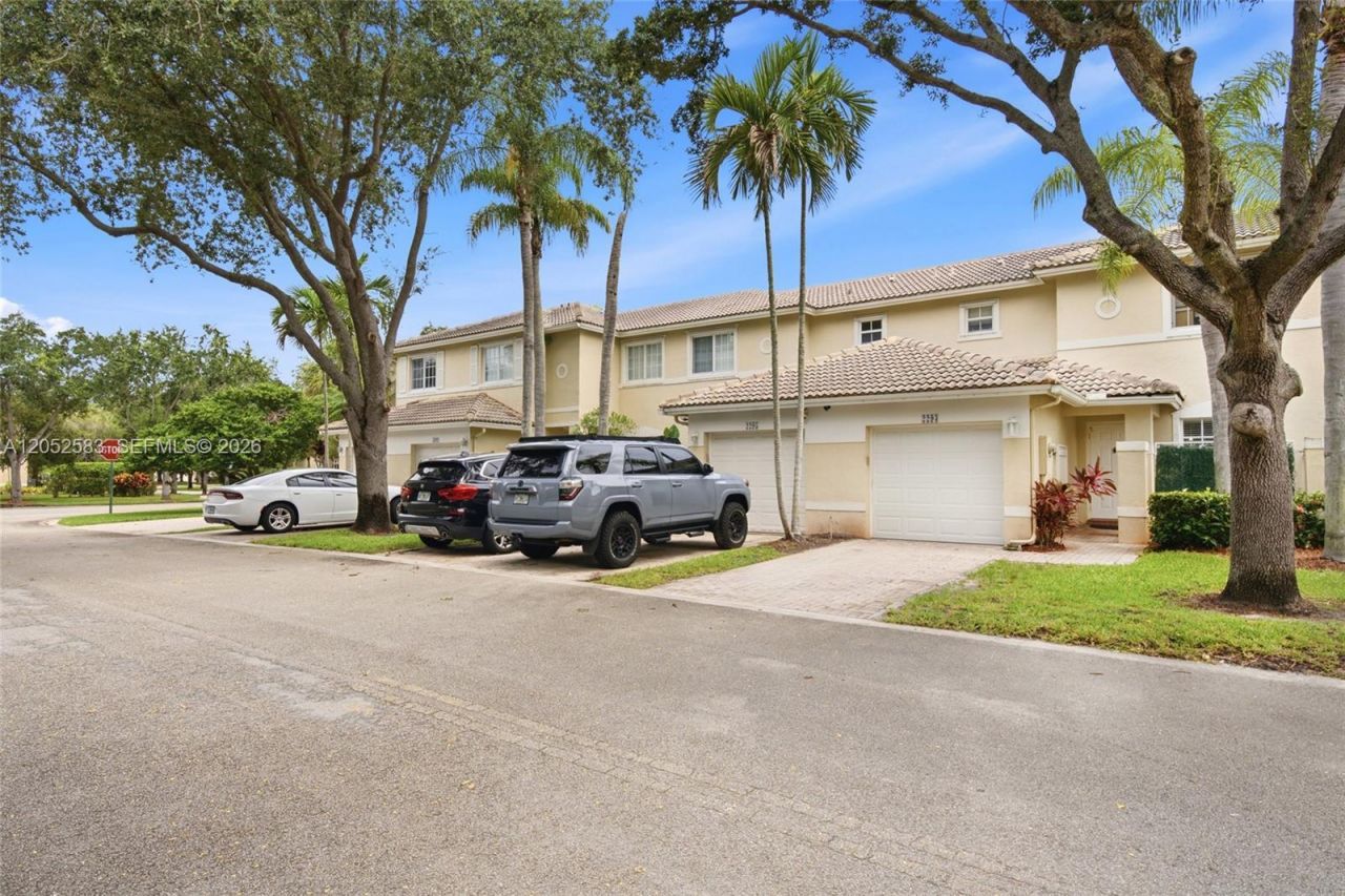 2293 NW 170th Ave , Unit 2293, Pembroke Pines, FL 33028 Photo