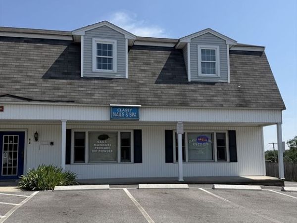 469 Nashua Rd, Unit 4, Dracut, MA 01826