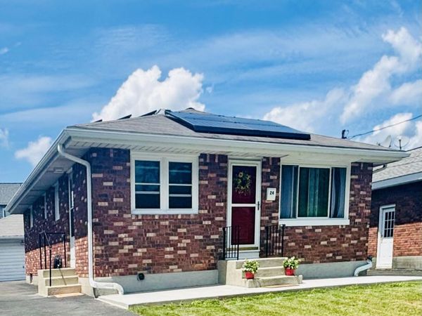 24 Joanne Court, Albany, NY 12209