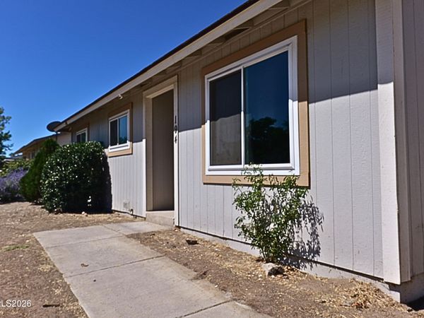 194 6th Street, Fernley, NV 89408