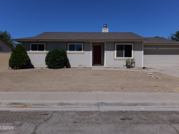 194 6th Street, Fernley, NV 89408