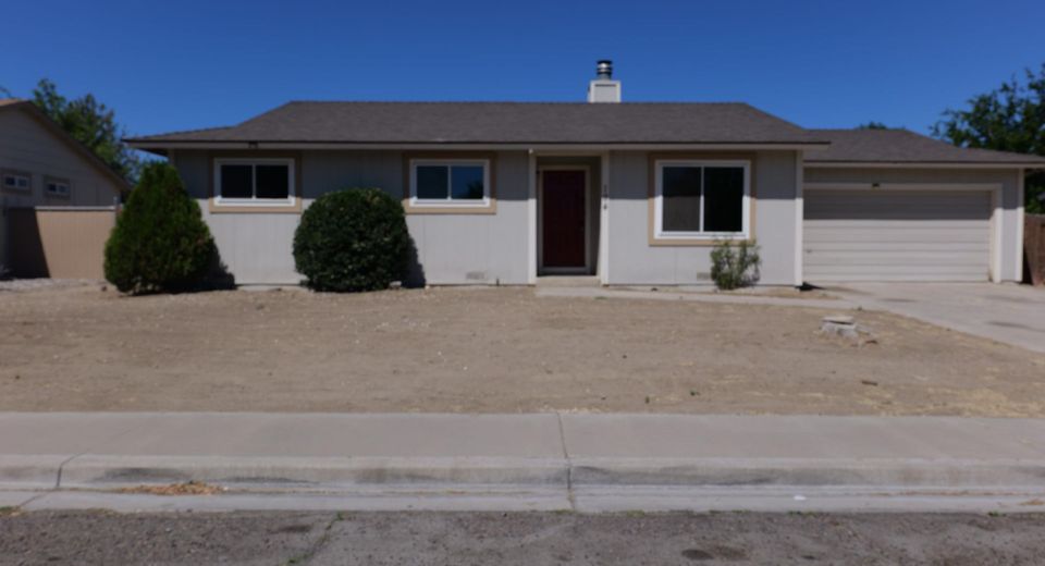 194 6th Street, Fernley, NV 89408 Photo