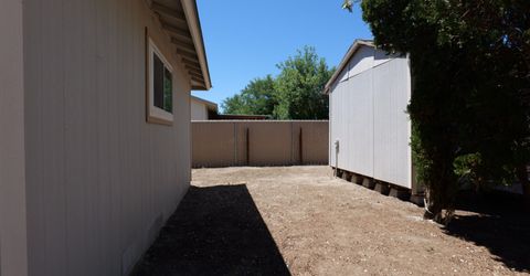 194 6th Street, Fernley, NV 89408 Photo