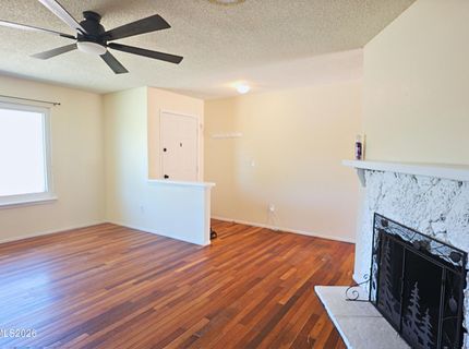 194 6th Street, Fernley, NV 89408 Photo