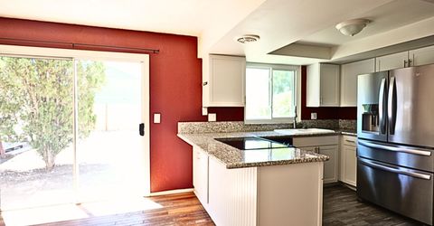 194 6th Street, Fernley, NV 89408 Photo