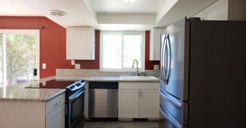 194 6th Street, Fernley, NV 89408 Photo