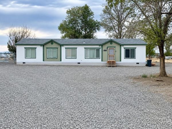 7990 Sunset Drive, Winnemucca, NV 89445