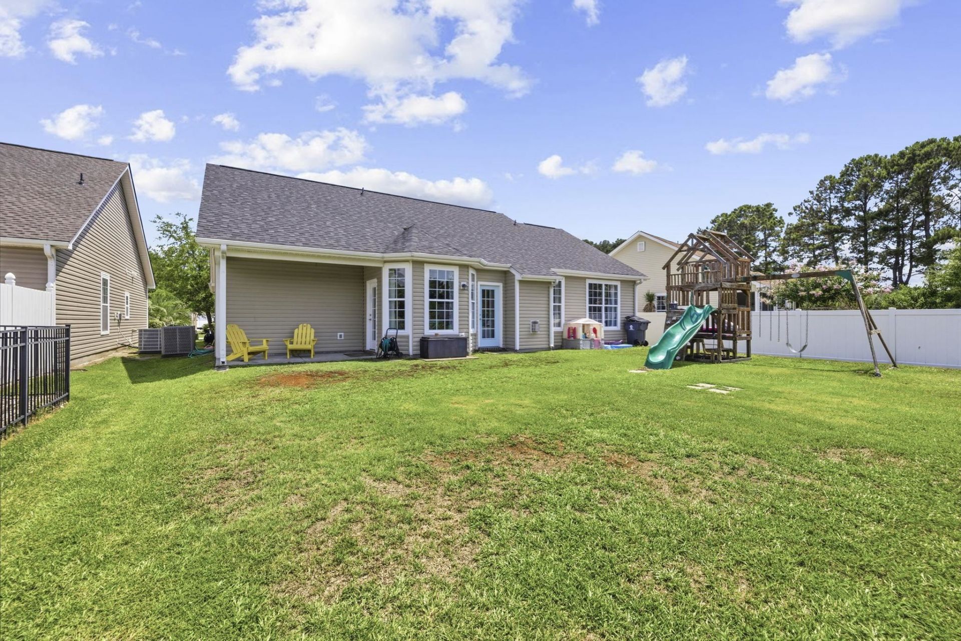 622 Vermillion Dr. Photo 32