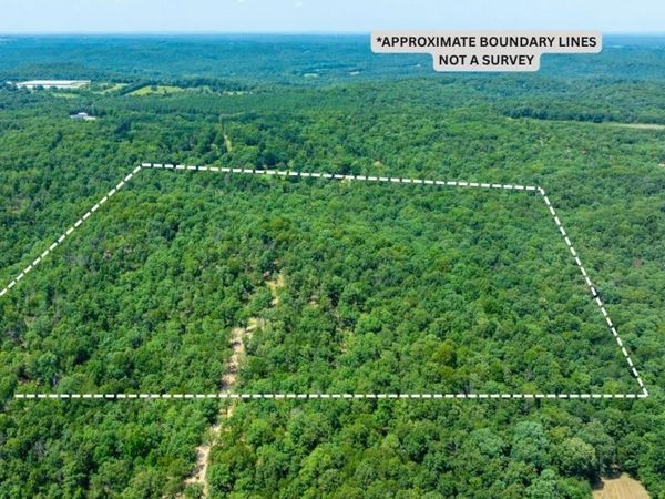 000 Antioch Road , Cave City, AR 72521