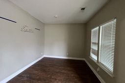 440 Riglaw Circle  photo 4