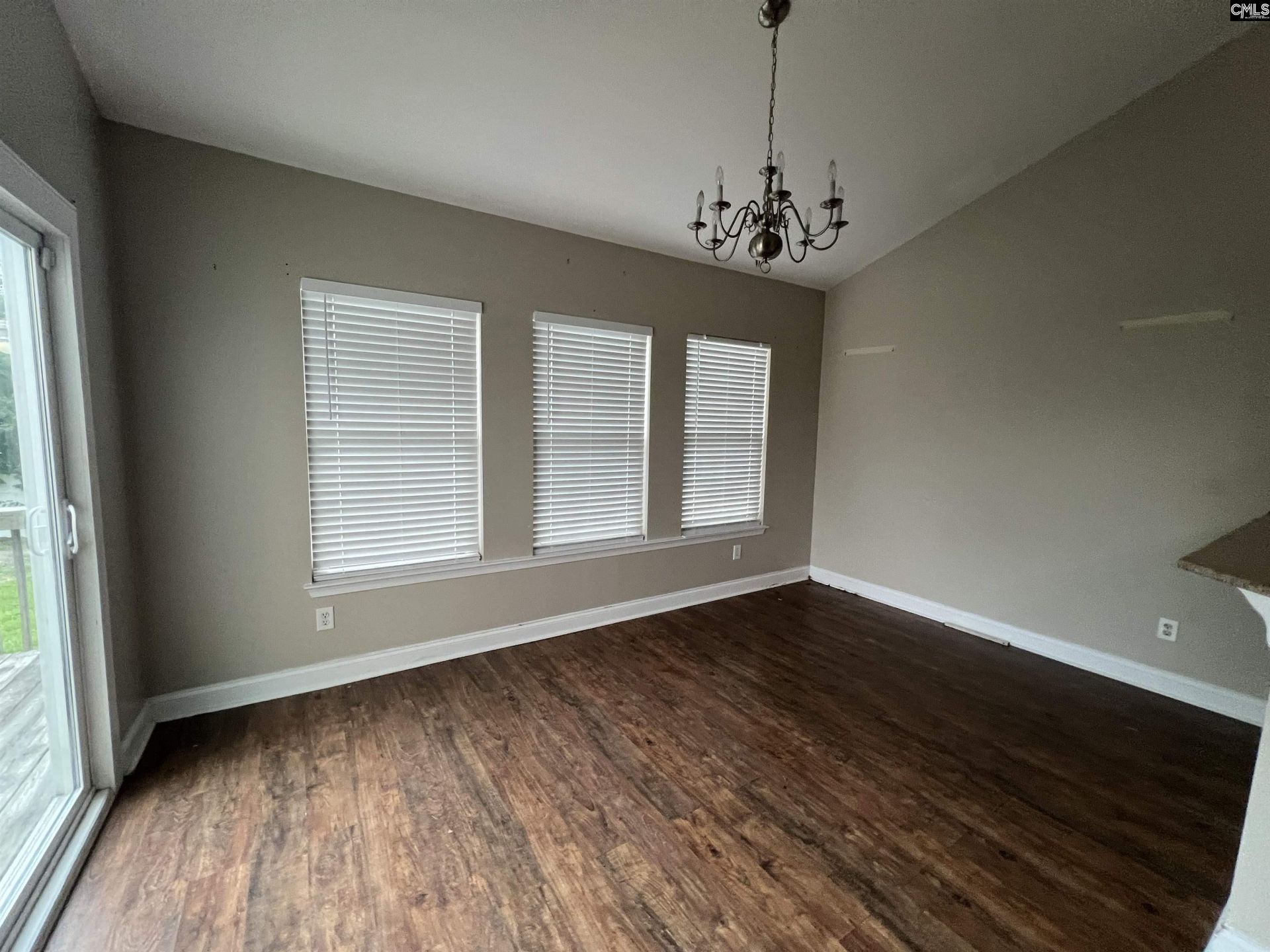 440 Riglaw Circle  Photo 5