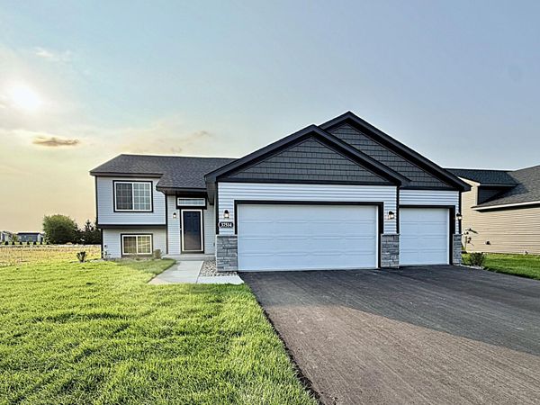 37514 Greenway Avenue, North Branch, MN 55056
