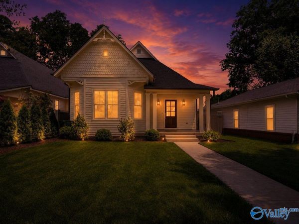 1111 Clinton Avenue E, Huntsville, AL 35801