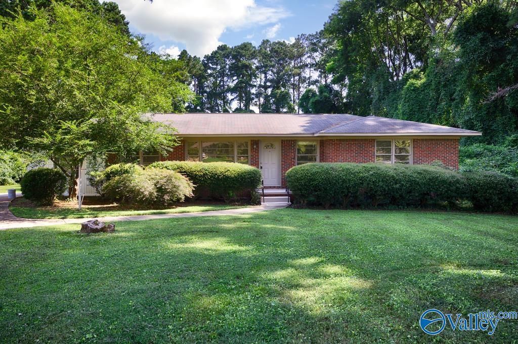 4902 Holmes Avenue, Huntsville, AL 35816 Main Photo