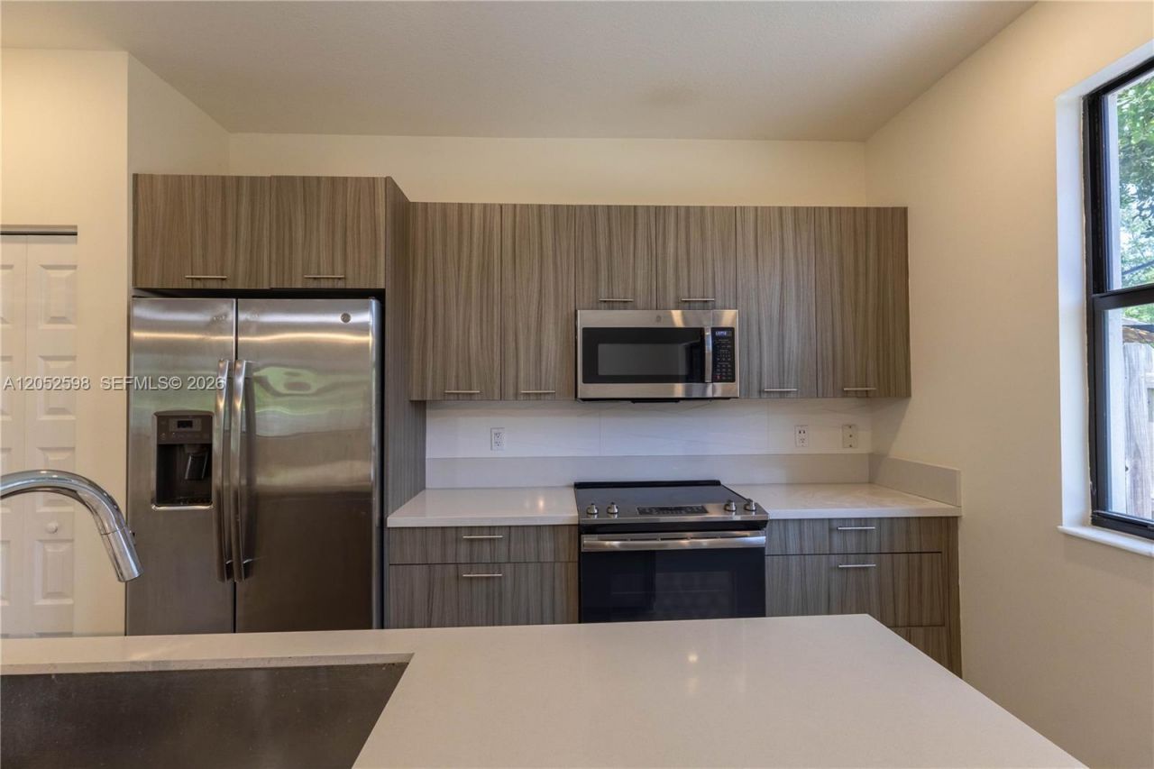 10407 NW 82nd St, Unit 12, Doral, FL 33178 Photo