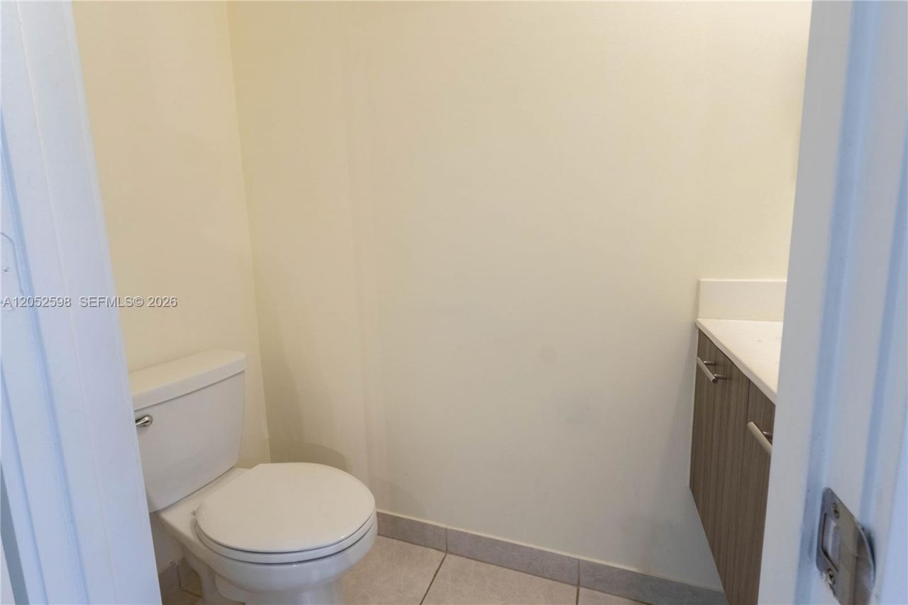 10407 NW 82nd St, Unit 12, Doral, FL 33178 Photo