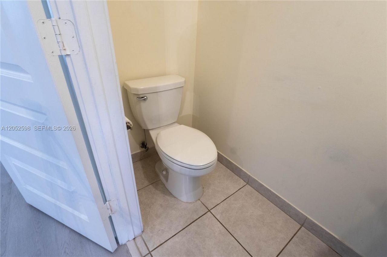 10407 NW 82nd St, Unit 12, Doral, FL 33178 Photo