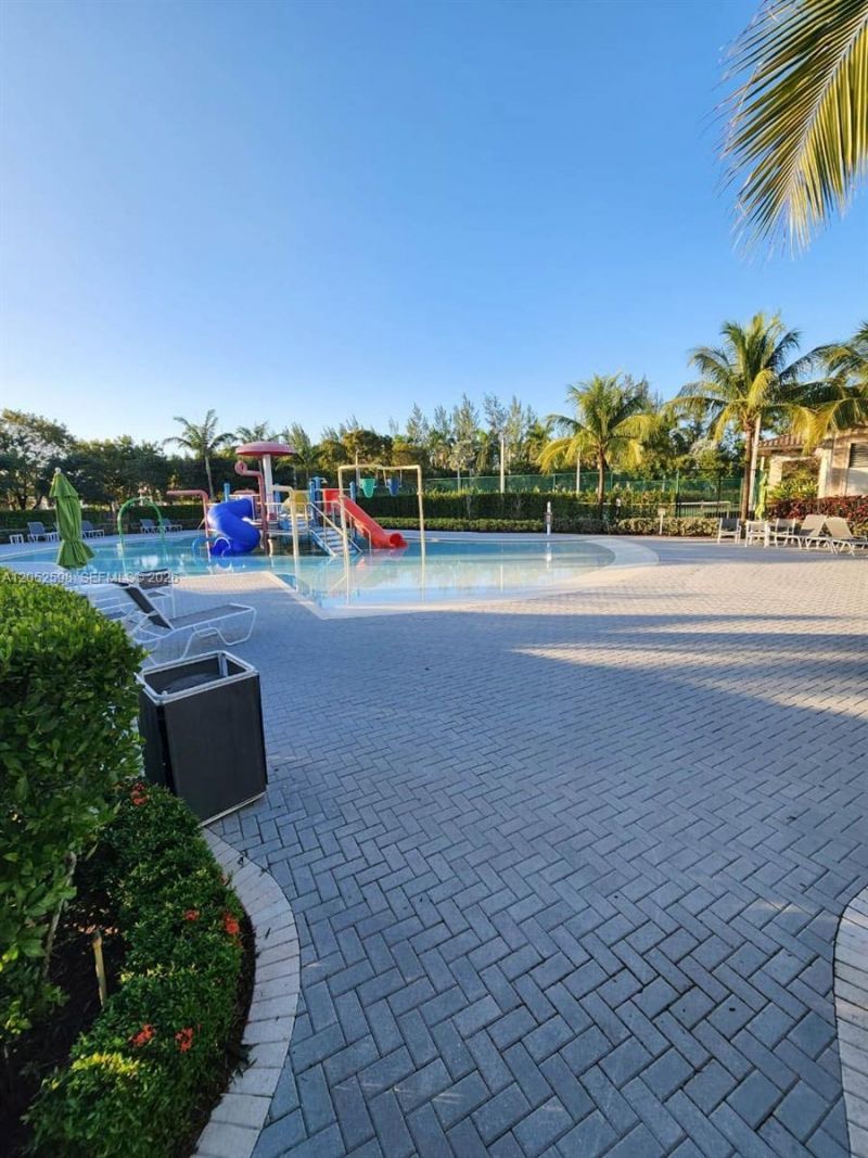 10407 NW 82nd St, Unit 12, Doral, FL 33178 Photo