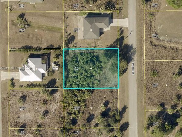 1264 Bacon Ave , Fort Myers, FL 33913