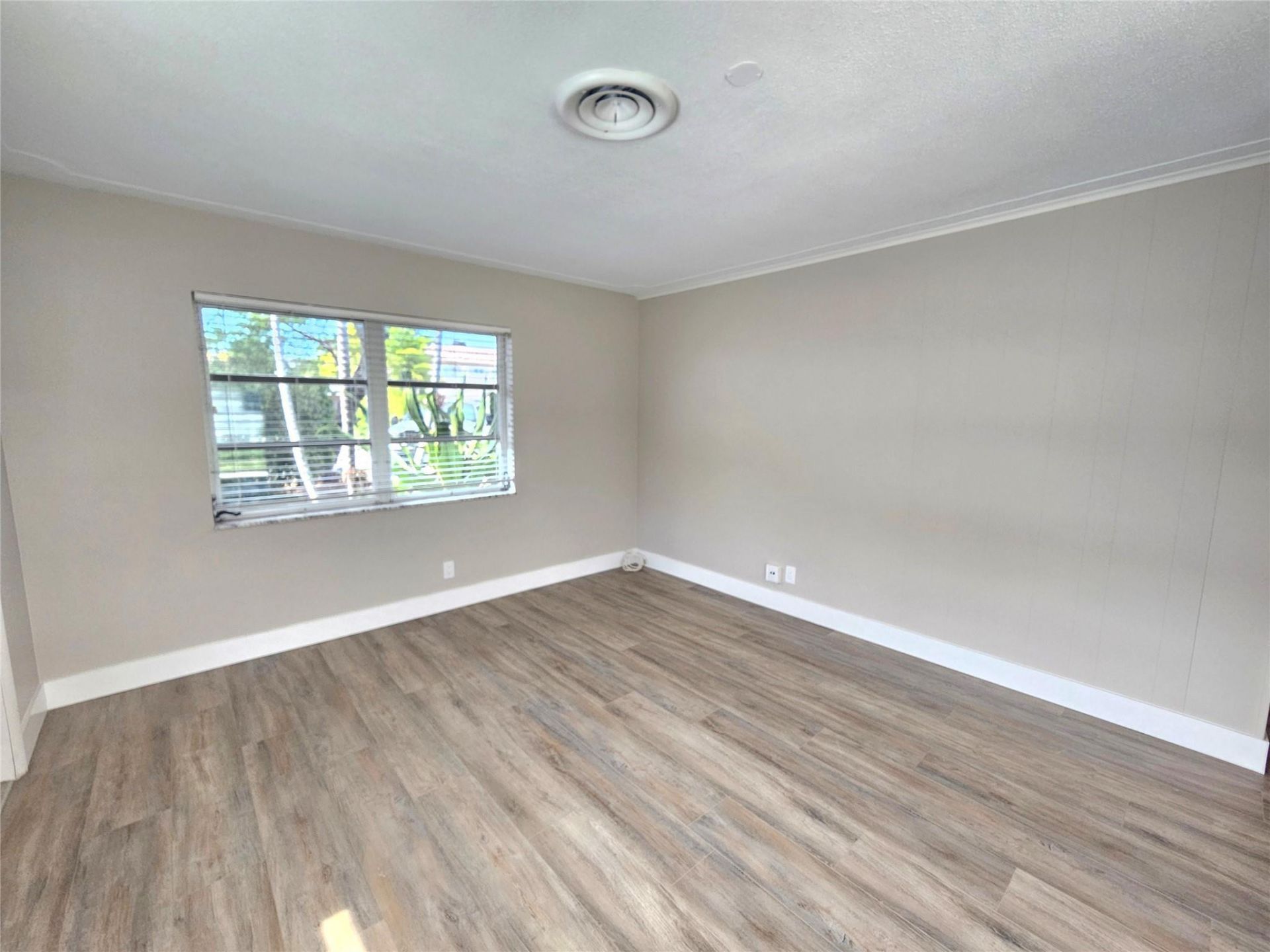 2110 NE 41st Street, Unit D, Lighthouse Point, FL 33064 Photo