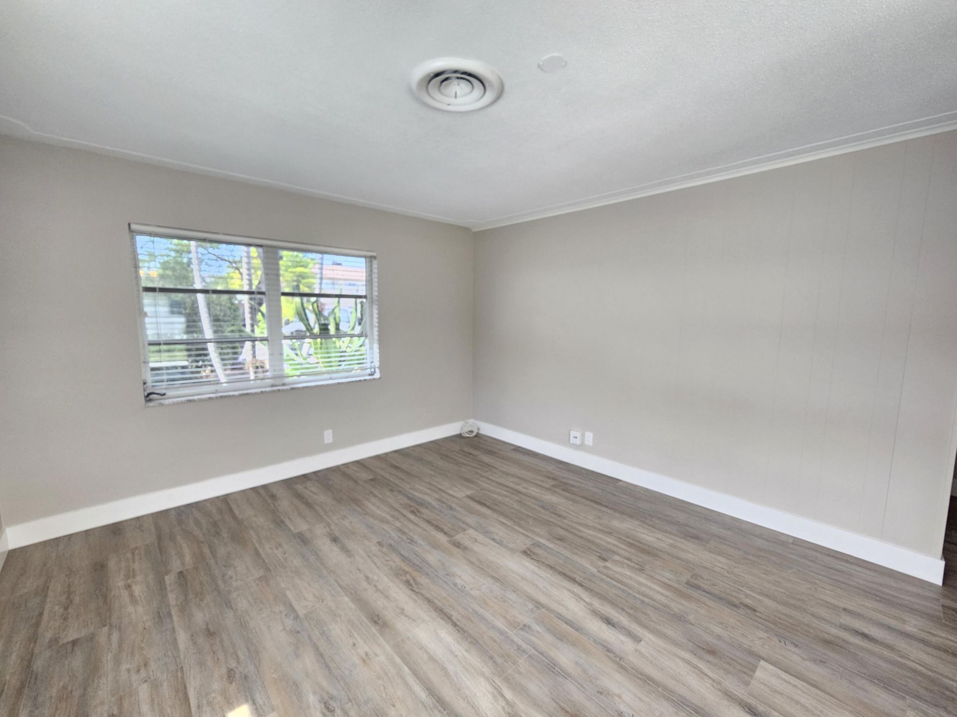 2110 NE 41st Street, Unit D, Lighthouse Point, FL 33064 Photo