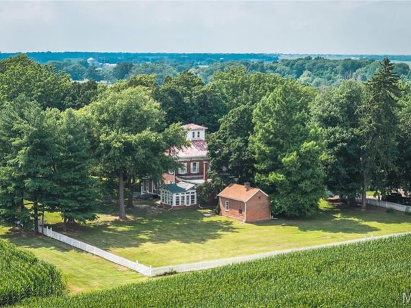 5214 Smith Drive, Edwardsville, IL 62025