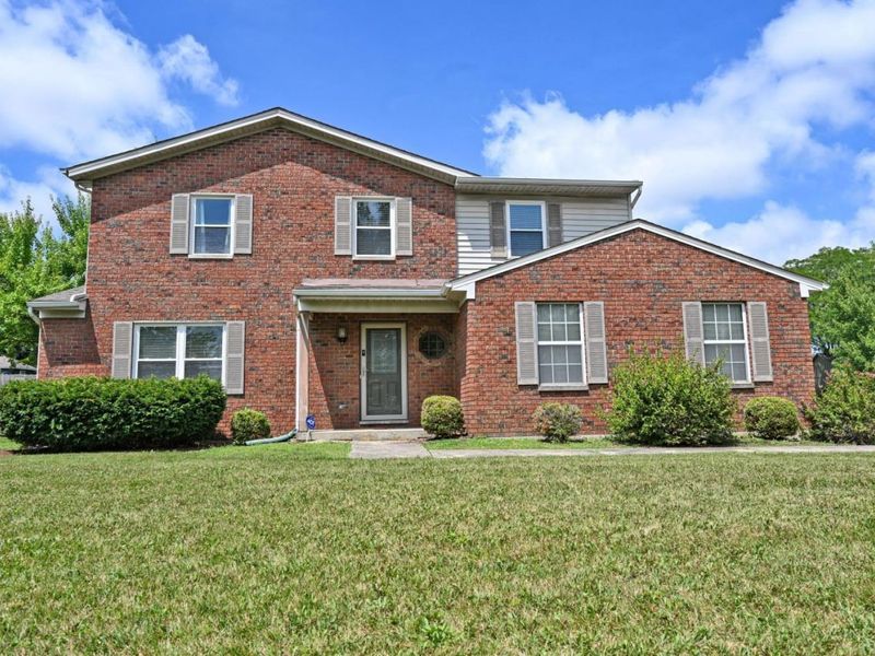 619 Quail Run Road, Middletown, OH 45042 Photo 1