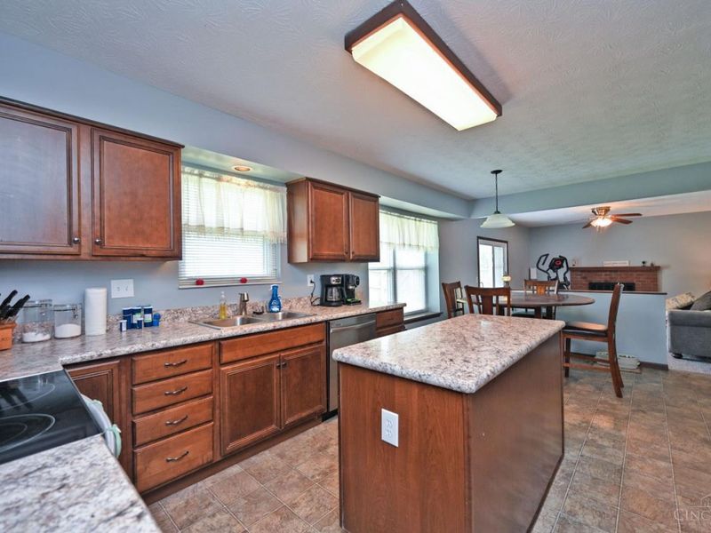 619 Quail Run Road, Middletown, OH 45042 Photo 13