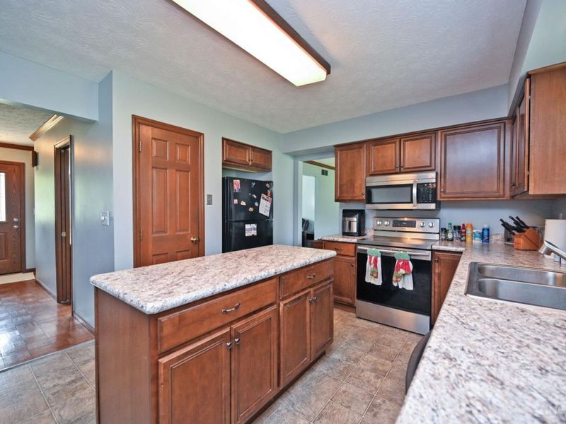 619 Quail Run Road, Middletown, OH 45042 Photo 16