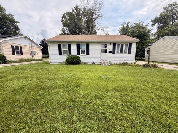 508 E 24th Street S, Newton, IA 50208