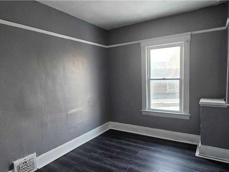8823 Yale Avenue, Cleveland, OH 44108 Photo 17