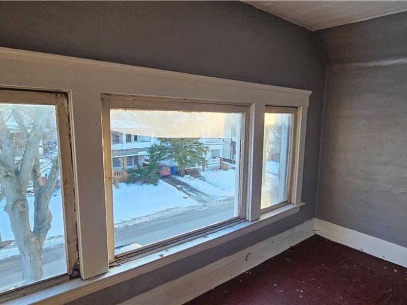8823 Yale Avenue, Cleveland, OH 44108 Photo 23