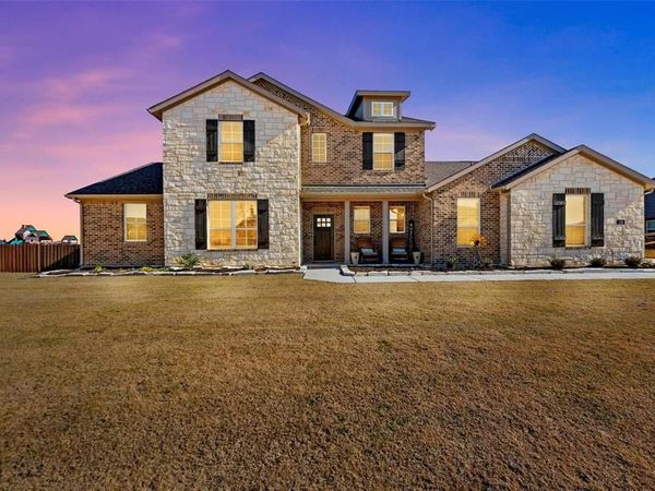 136 Meadow Vista Drive, Rhome, TX 76078