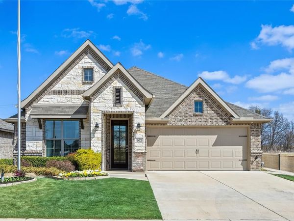 902 Misty Lane, Cleburne, TX 76033