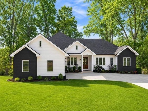 5384 Harris Circle, Dunwoody, GA 30338