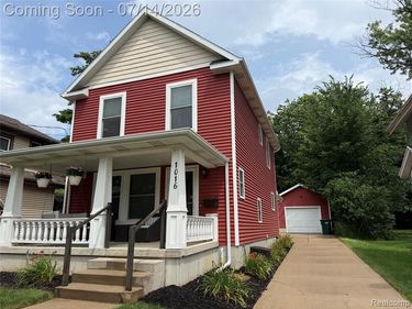 1016 N Jenison Avenue, Lansing, MI 48915