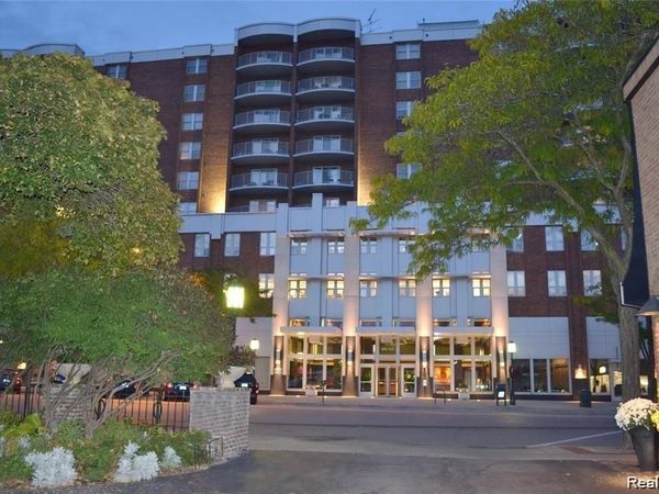 411 S Old Woodward Avenue, Birmingham, MI 48009