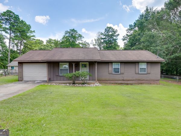3622 Cainbridge Court, Lawrenceville, GA 30044