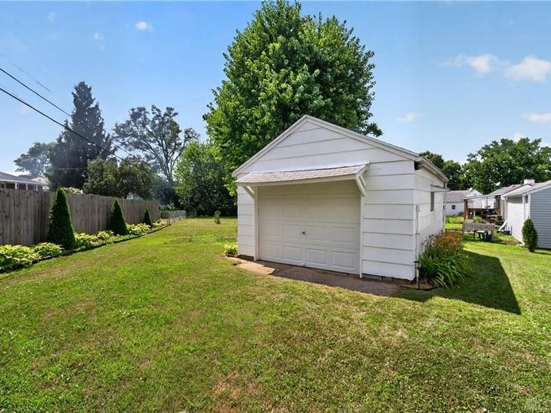 1130 E Pearl Street, Miamisburg, OH 45342 Photo 12