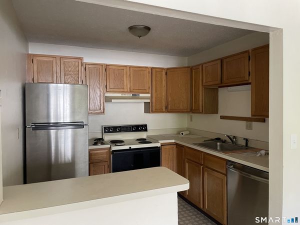389 South Main, Unit 3B, Seymour, CT 06483
