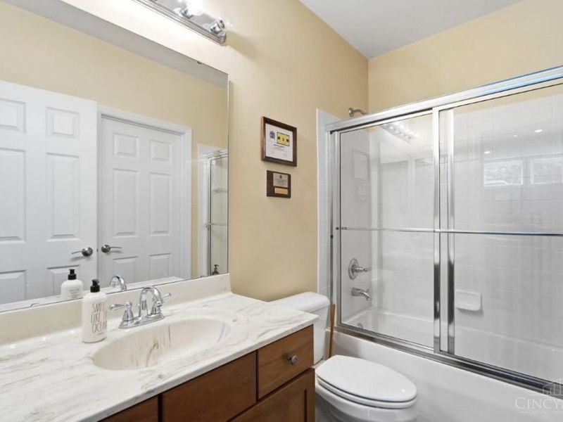 8603 Kempton Lane, Hamilton Twp, OH 45039 Photo 69