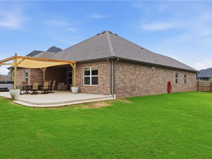 Property Image 38