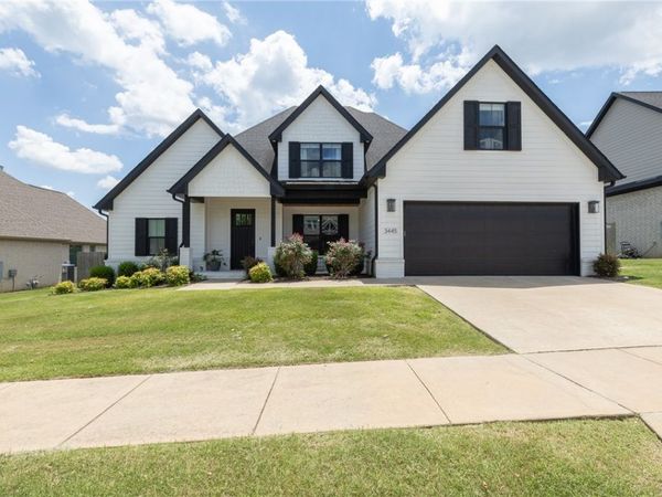 3445 E Galaxy Circle , Fayetteville, AR 72701