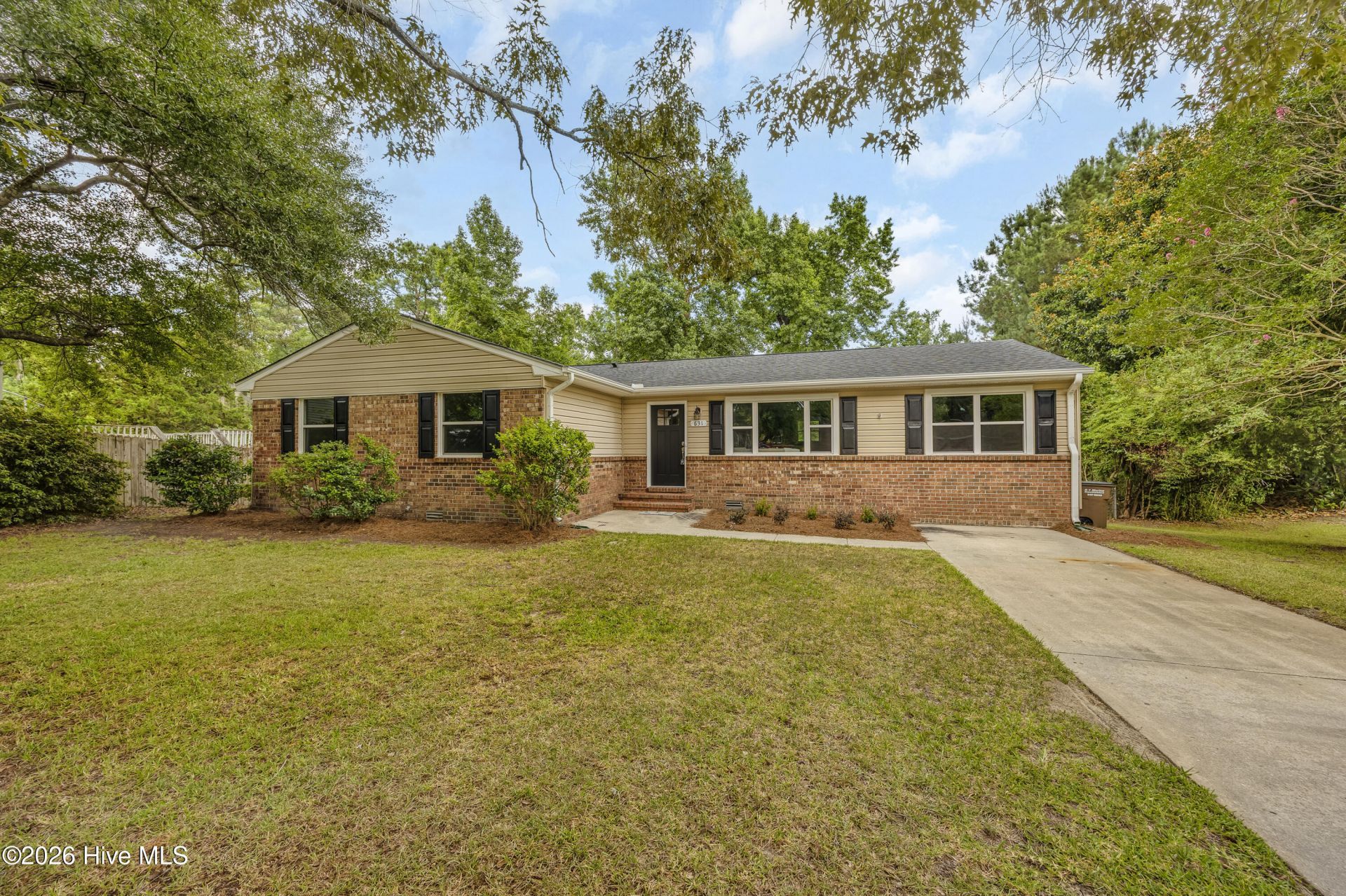 631 Duke Court, Jacksonville, NC 28546 Main Photo