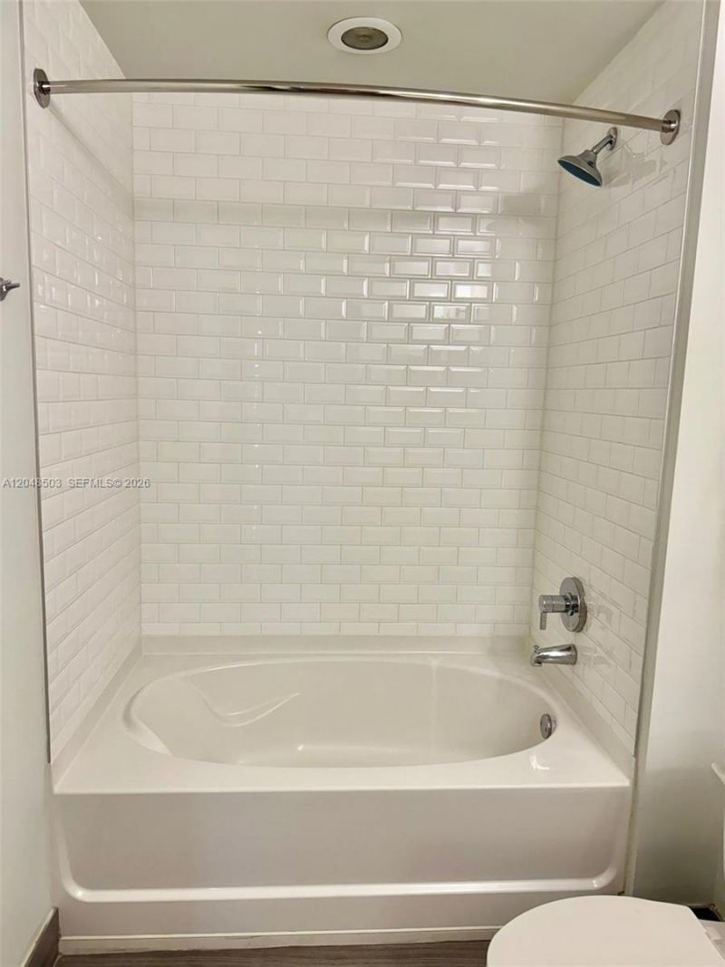 1776 Polk St , Unit 517, Hollywood, FL 33020 Photo