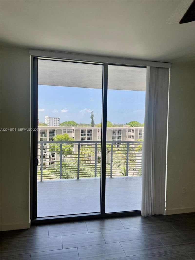 1776 Polk St , Unit 517, Hollywood, FL 33020 Photo
