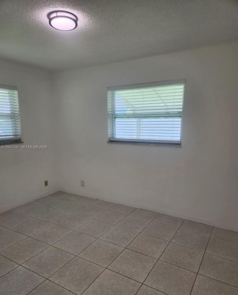 2710 NW 52nd Pl, Tamarac, FL 33309 Photo