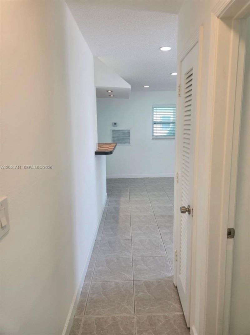 2710 NW 52nd Pl, Tamarac, FL 33309 Photo