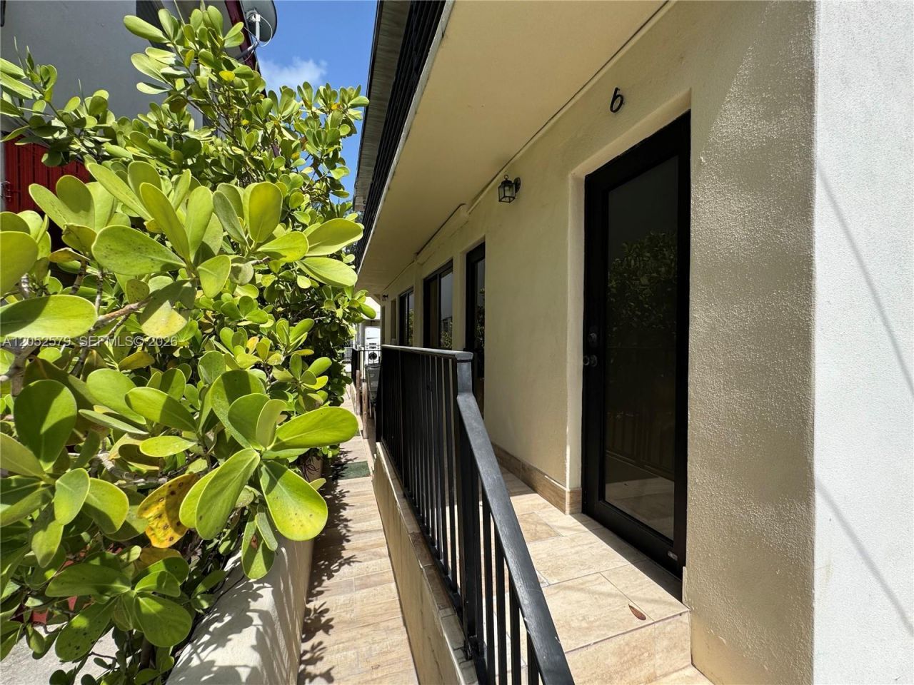 730 14th Pl , Miami Beach, FL 33139 Photo