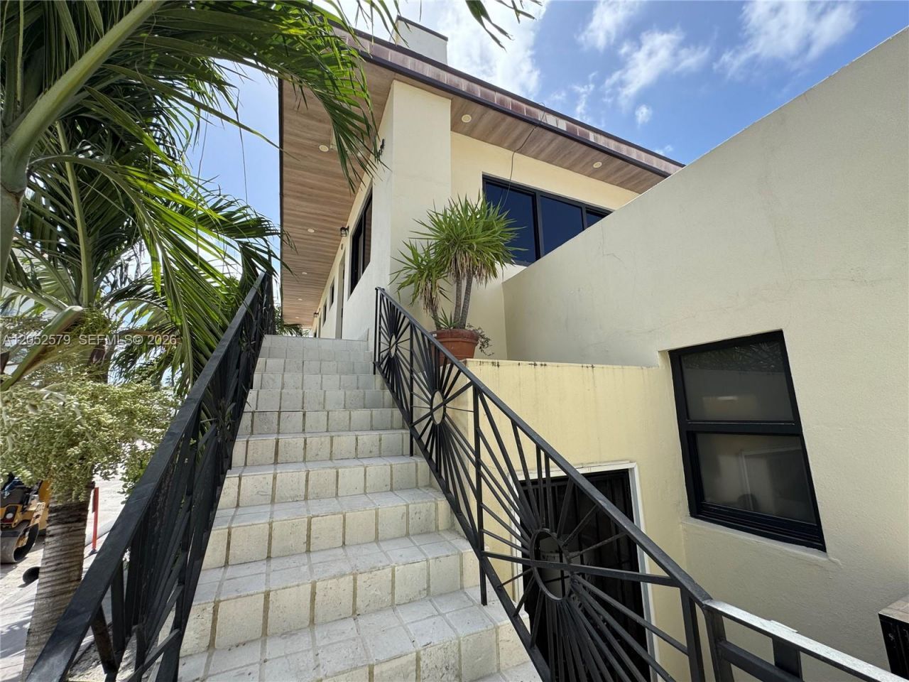 730 14th Pl , Miami Beach, FL 33139 Photo